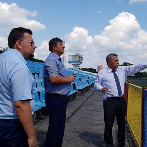 Remont stadionu w Ostrołęce. Plany były i wciąż są - czy tym razem się uda?