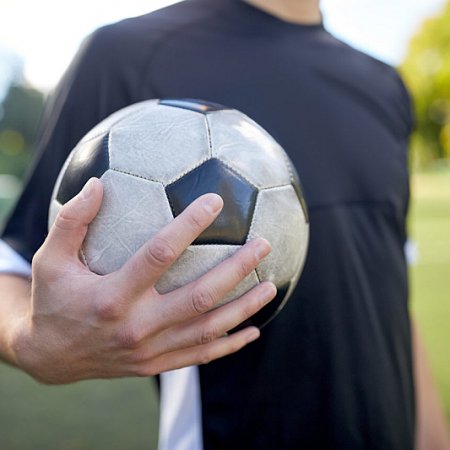 Blind football - na czym polega, jakie są zasady i jaki sprzęt jest potrzebny do gry?