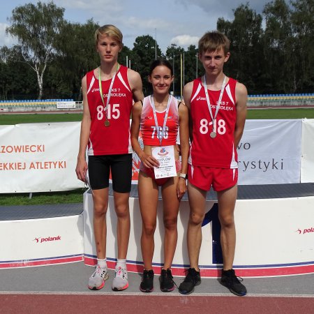 Czołowe miejsca lekkoatletów UKS Siódemka w Warszawie