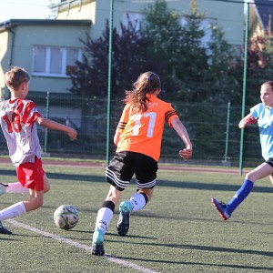 Wyjątkowe derby z 16 golami (zdjęcia)