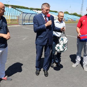 Trwa Festiwal Futbolu. Narew z prezentem od starosty ostrołęckiego (zdjęcia)