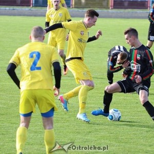 Liga okręgowa: Korona Ostrołęka pokonana przez Nadnarwiankę