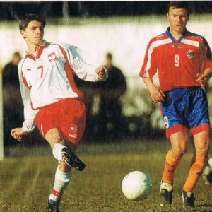 Wspomnienie z 2001 roku: Pięć tysięcy widzów na meczu Polska-Armenia w Ostrołęce!