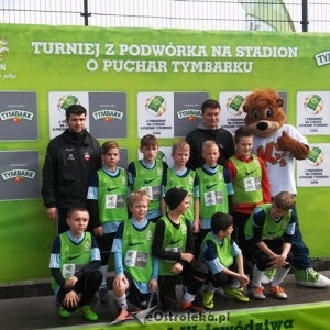 Piłkarze z SP6 na eliminacjach turnieju o Puchar Tymbarku" [ZDJĘCIA]