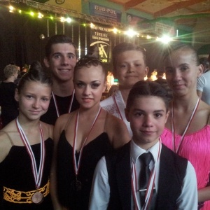 Dwa brązowe medale oraz kolejny awans pary UKS Atria do wyższej klasy tanecznej