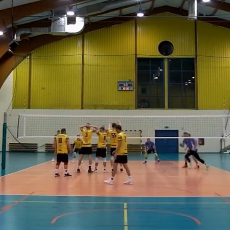 Volley wygrywa i wędruje w górę tabeli