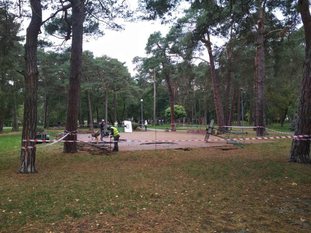 Przebudowa boiska w parku miejskim, fot. eOstroleka.pl