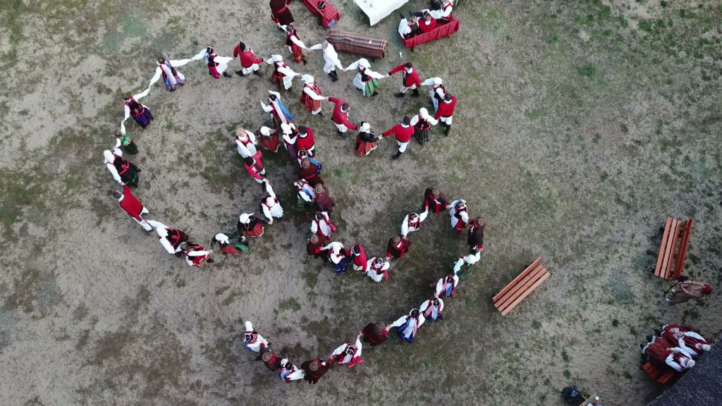 fot. facebook.pl/Wesele Kurpiowskie Festiwal Folkloru Weselnego w Kadzidle