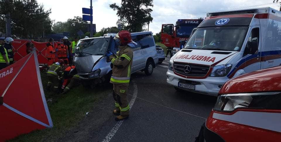 Wypadek w Karniewie. 6 osób rannych, w tym dzieci, fot. Ratownictwo Medyczne Przasnysz