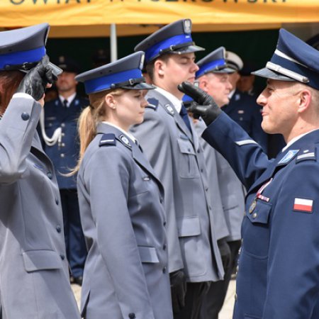 Święto Policji w Wyszkowie. Były awanse i odznaczenia dla zasłużonych funkcjonariuszy [ZDJĘCIA]