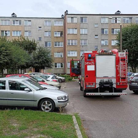 Strażacka akcja przy ulicy Sienkiewicza w Ostrołęce [ZDJĘCIA]