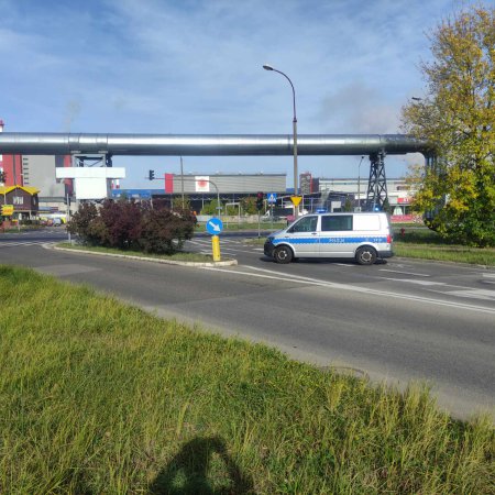 Uwaga kierowcy! Droga K-61 w Ostrołęce zablokowana [AKTUALIZACJA, WIDEO, ZDJĘCIA]