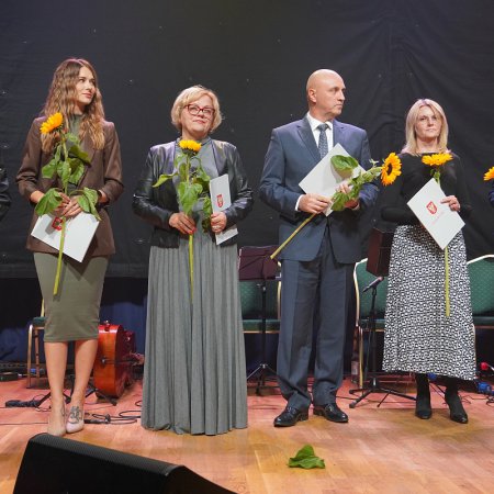 Dzień Nauczyciela w Ostrołęce. Nagrody i koncert "Najpiękniejsze melodie świata" [WIDEO, ZDJECIA]