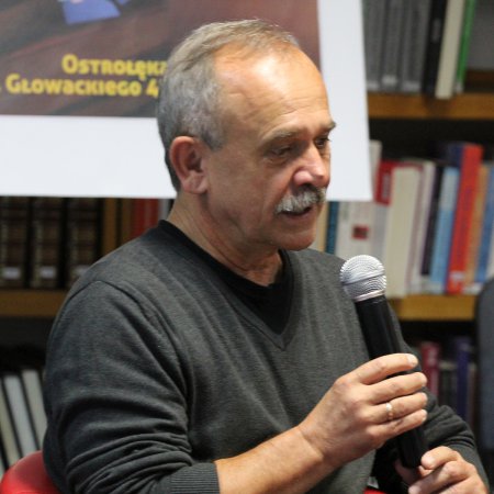 Noc Bibliotek 2023. Wojciech Jagielski w Ostrołęce: "Hindusi rządzą i..." [ZDJĘCIA]