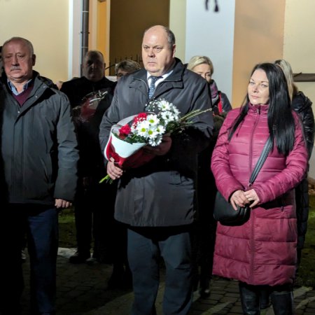 Ostrołęka: Pamiętamy o ofiarach stanu wojennego [WIDEO, ZDJĘCIA]