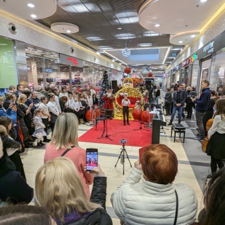 Ostrołęka: koncert świąteczny w Galerii Bursztynowej przypomniał o pięknie polskiej tradycji [WIDEO, ZDJĘCIA]