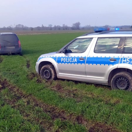 16-latek ukradł auto matki i uciekał przed policją!