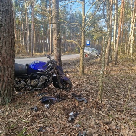 Śmiertelny wypadek. Motocyklista nie przeżył zderzenia z autem