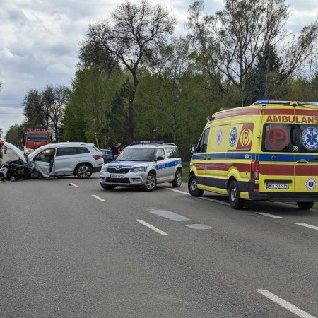 Wypadek w Żabinie! Są ranni [ZDJĘCIA]