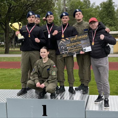 Uczniowie ZSZ 2 w Ostrołęki najlepsi w Spartakiadzie Sportowo-Obronnej Klas Wojskowych [ZDJĘCIA]
