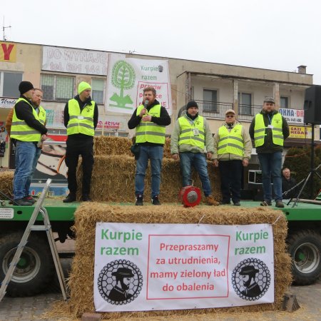 Protest rolników 2024. Kurpie Razem wyjechali na lokalne drogi [WIDEO, ZDJĘCIA]