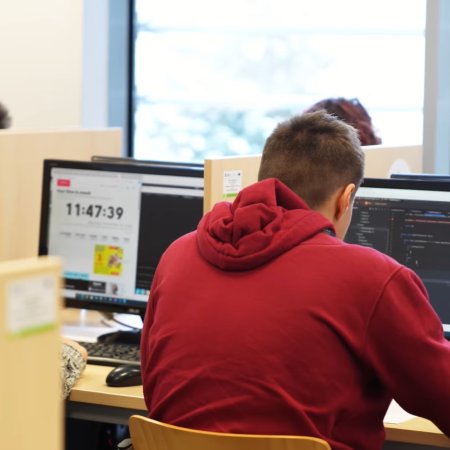 Nasz gigant programowania! Mikołaj Lubiak z Ostrołęki wyróżniony w prestiżowym konkursie