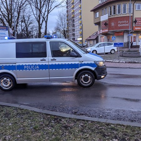 Upór złodzieja go zgubił! Włamał się do sklepu, ale nie nacieszył się łupem. Zatrzymany przez policję!