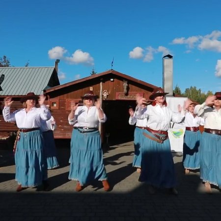 Dzbeninianki podbijają serca widzów wyjątkowym teledyskiem! [WIDEO]