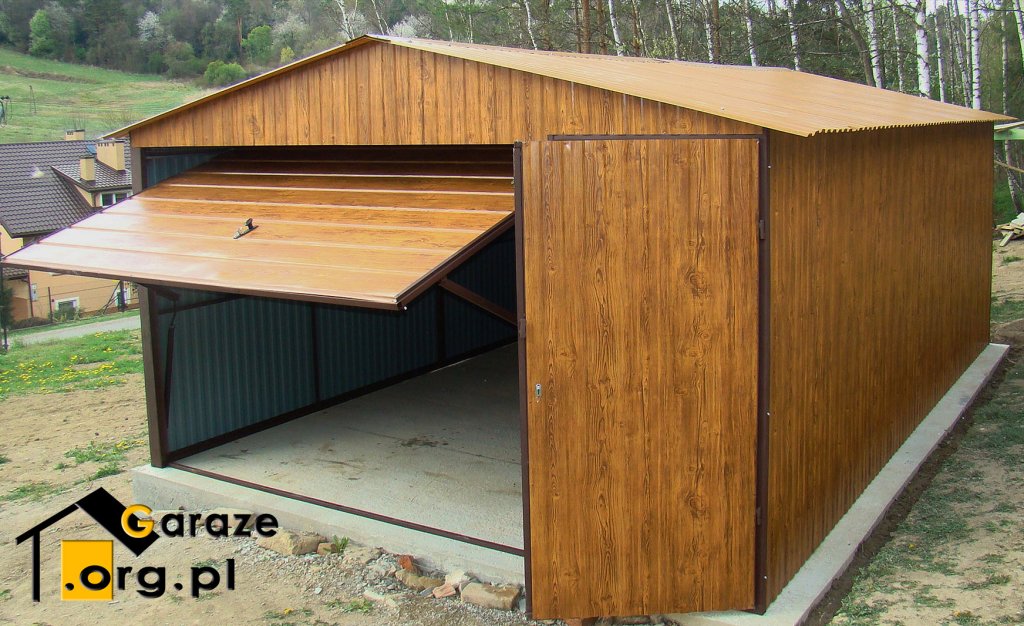 garaż blaszak drewnopodobny