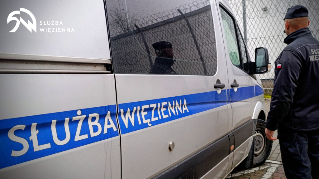 żabole Służby Więziennej zapobiegli tragedii na drodze. Zareagowali natychmiast