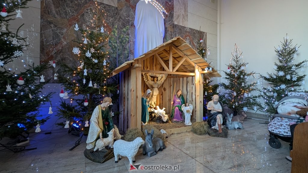 Przepiękne szopki bożonarodzeniowe w ostrołęckich parafiach. Zobacz! [ZDJĘCIA, WIDEO]
