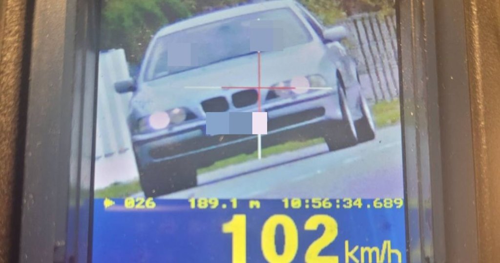 Kierowca BMW stracił prawo jazdy za prędkość