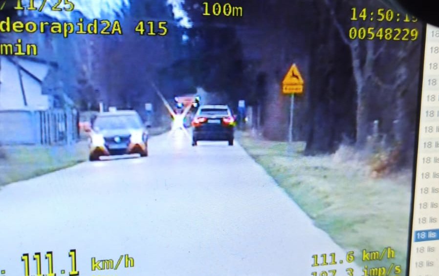 Ponad 200 kierowców zatrzymanych w miesiąc. Ostrołęcka policja z nowym narzędziem do walki z piratami drogowymi