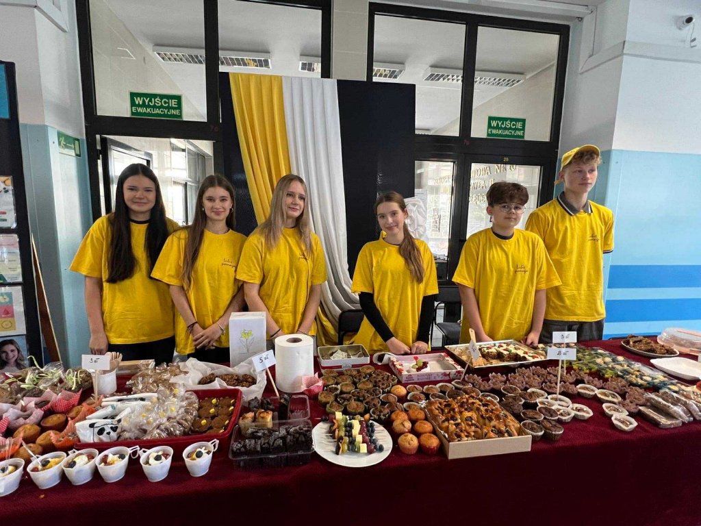 Wyjątkowy kiermasz charytatywny! Ponad 2 tys. zł na hospicjum [ZDJĘCIA]