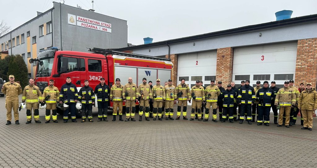27 strażaków ochotników z uprawnieniami kierowcy-konserwatora sprzętu ratowniczego [ZDJĘCIA]