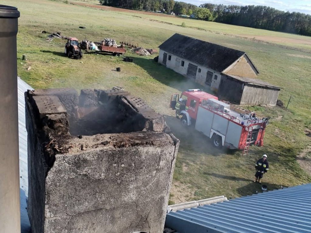 Niedrożny komin przyczyną pożaru – interweniowały OSP