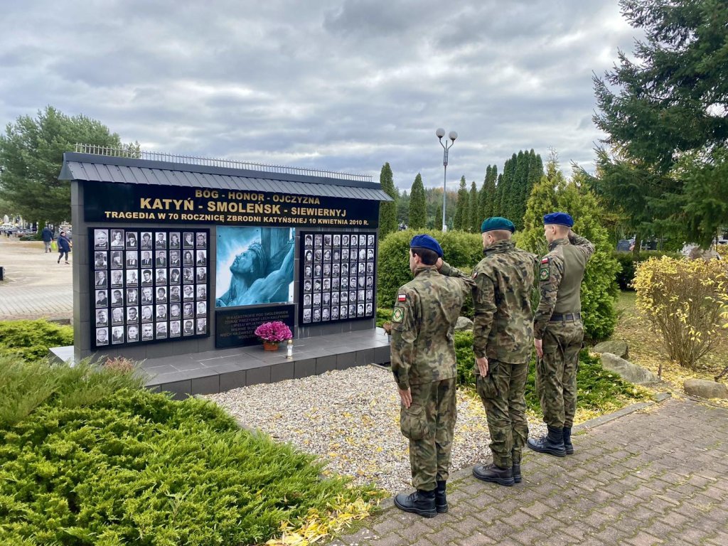 Żołnierze WCR i kadeci uczcili pamięć poległych