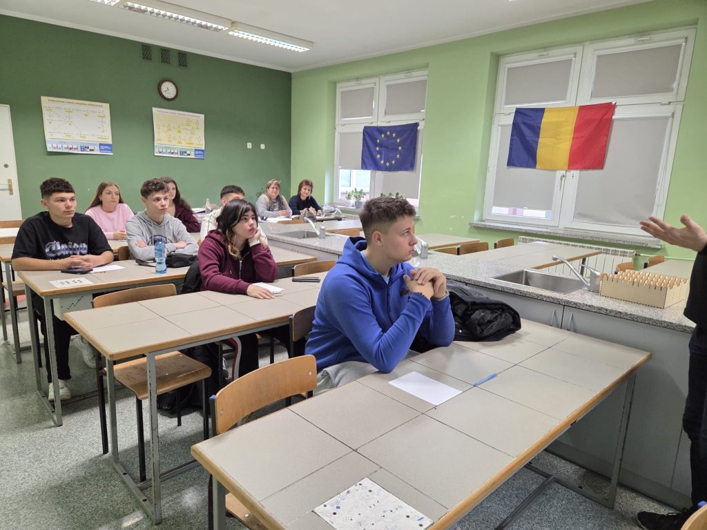 fot. III LO Ostrołęka