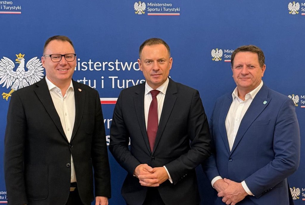 Goworowo z szansą na rozwój. Poseł Popielarz i wójt Kosiorek z wizytą w ministerstwie