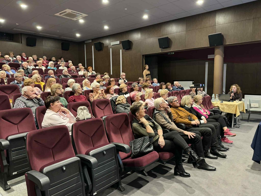 Uczyli seniorów jak wzmocnić odporność