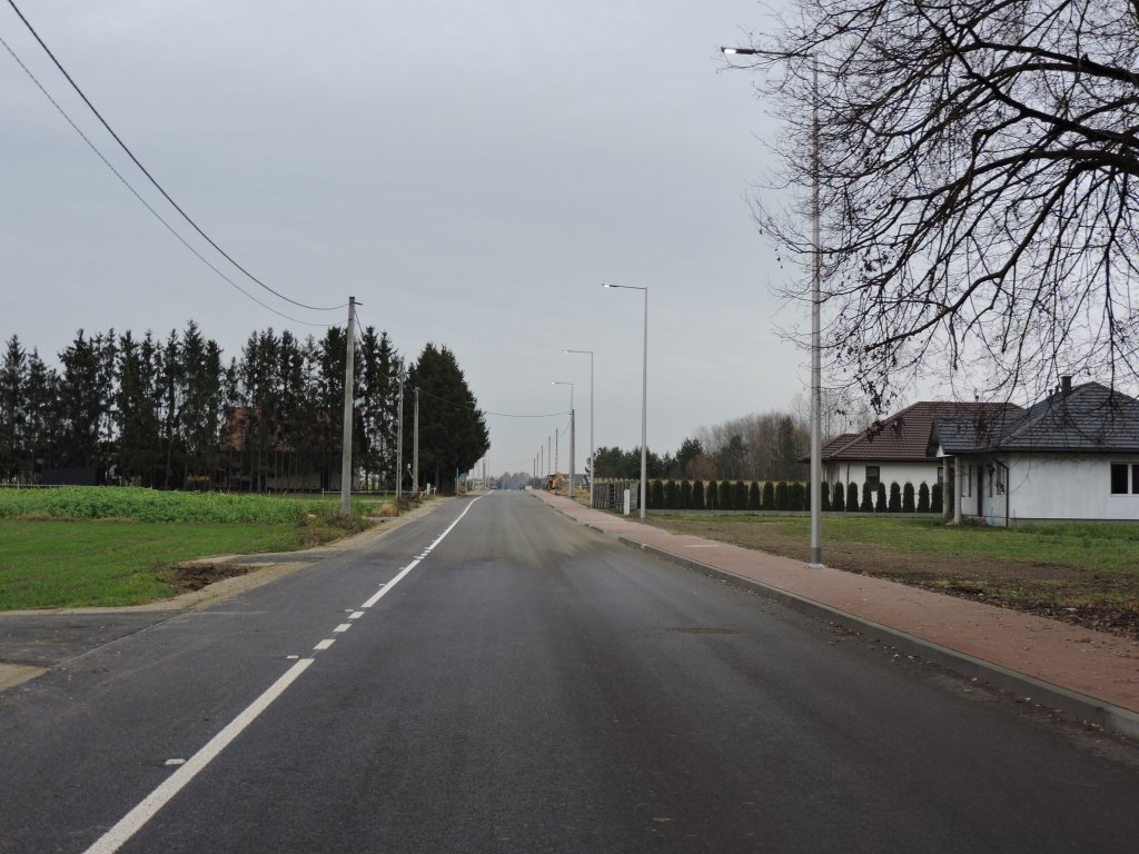 Gmina Troszyn: Droga nr 251104W już po przebudowie. Dwa odcinki oddane do użytku [ZDJĘCIA]