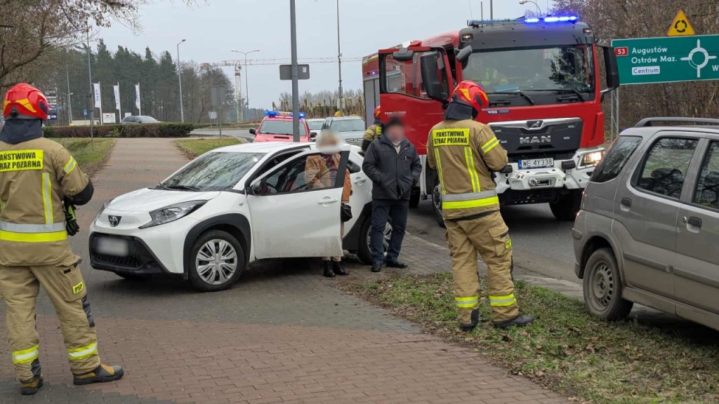 Dziwne zachowanie potrąconego na rondzie Łupaszki. Nowe fakty o piątkowym wypadku [ZDJĘCIA]