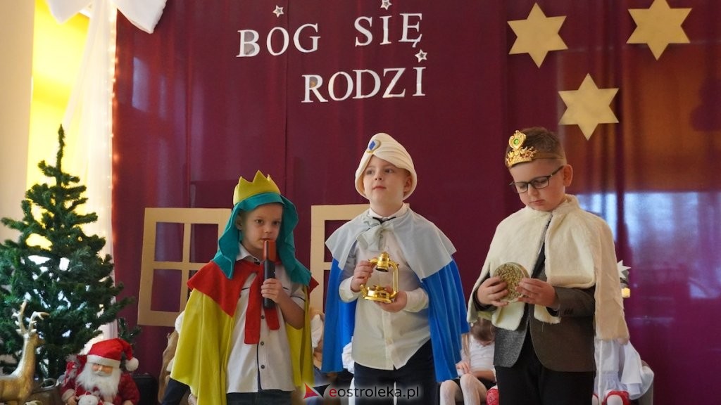 Jasełka i wspólne kolędowanie w Przedszkolu Miejskim nr 15 "Kraina Marzeń" w Ostrołęce! [ZDJĘCIA, WIDEO]