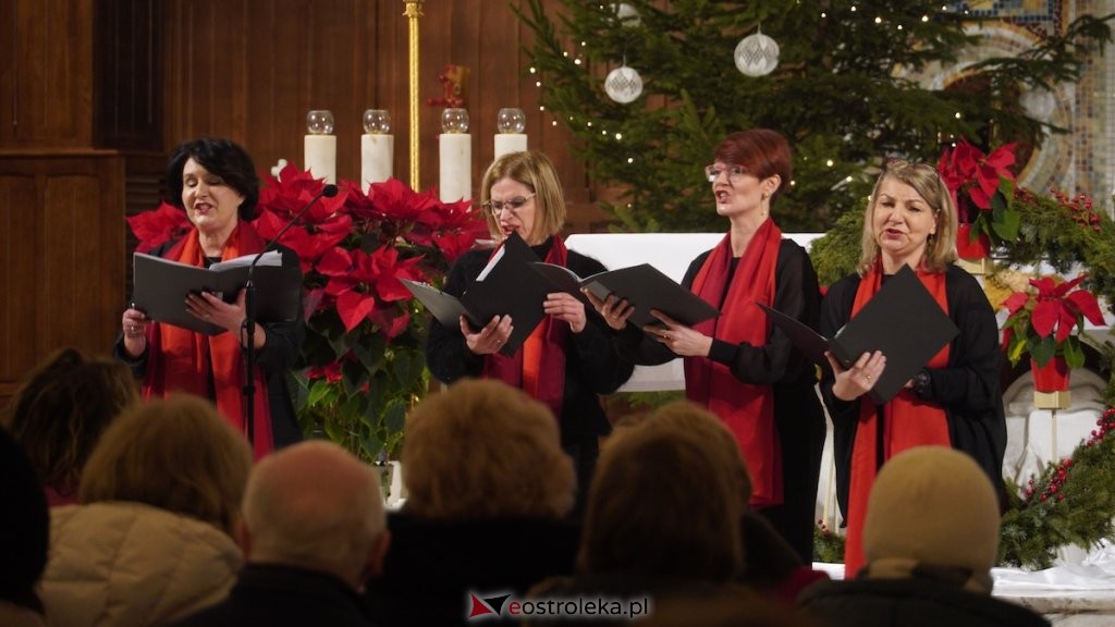 Koncert „Grudniowa kolęda” w kościele pw. Zbawiciela Świata [ZDJĘCIA, WIDEO]