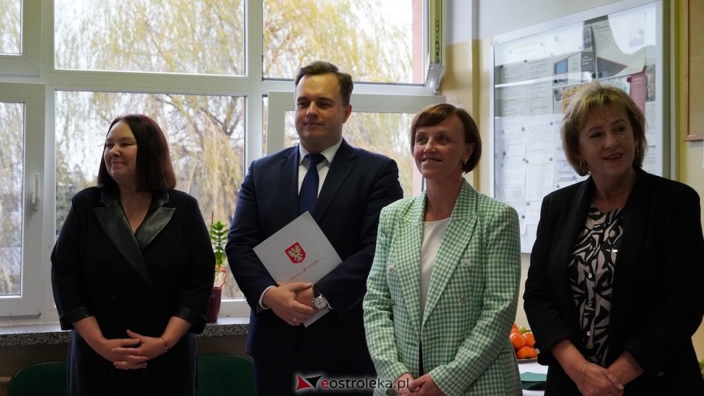 Dzień Pracownika Socjalnego w Ostrołęce: uznanie dla zaangażowania pracowników MOPR! [ZDJĘCIA, WIDEO]