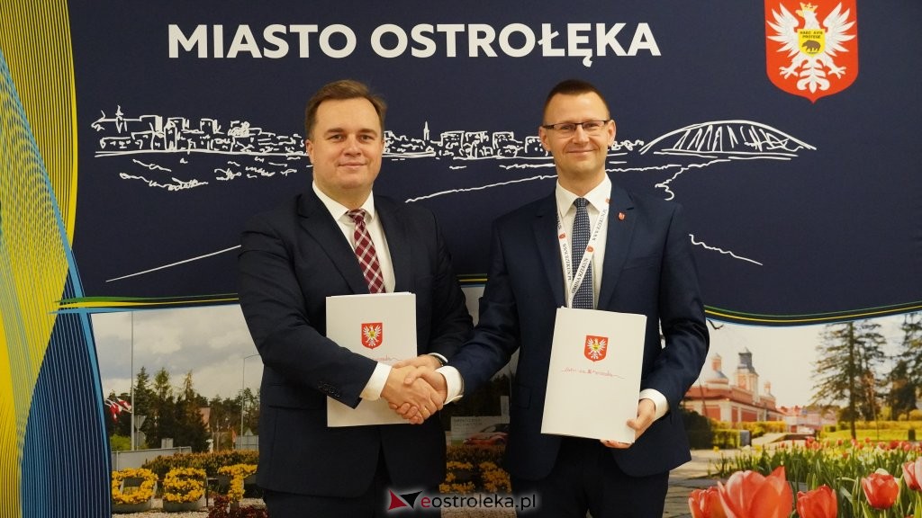 Duży projekt, wspólne korzyści. Ostrołęka i gmina Rzekuń budują nową jakość życia dla mieszkańców! Rusza projekt "Młodzi w centrum" wart miliony! [ZDJĘCIA]