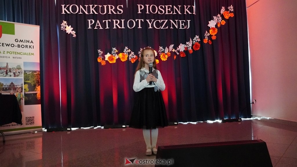 Laureaci I Gminnego Konkursu Pieśni Patriotycznych. Wielki sukces wydarzenia organizowanego przez Szkołę w Grabówku [WIDEO, ZDJĘCIA]