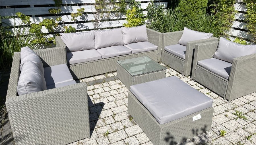Jak przechowywać meble z technorattanu? Skuteczne metody ochrony w niepogodę
