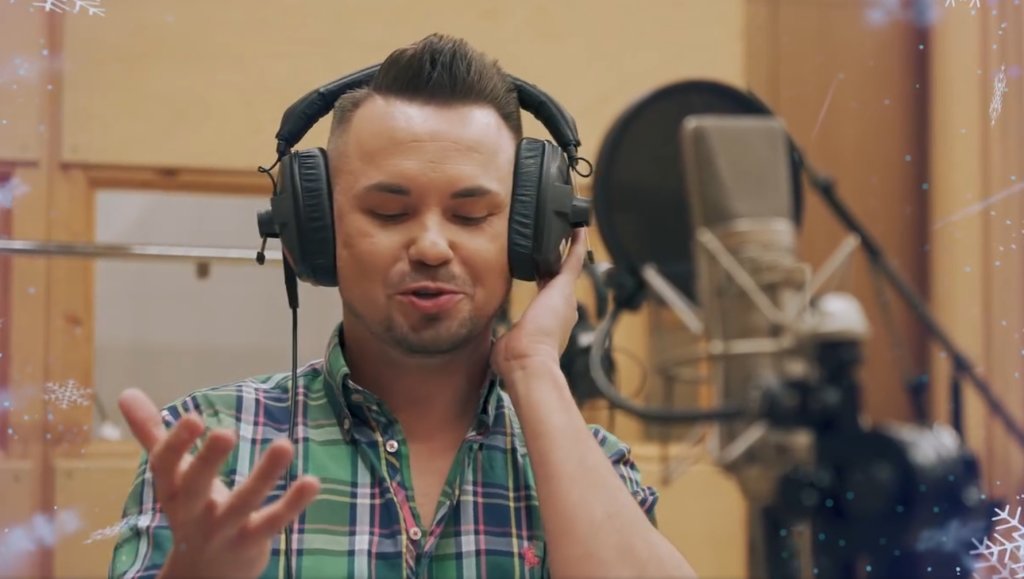 Świąteczny singiel od Jakuba Milewskiego. "To tylko przedsmak" [WIDEO]