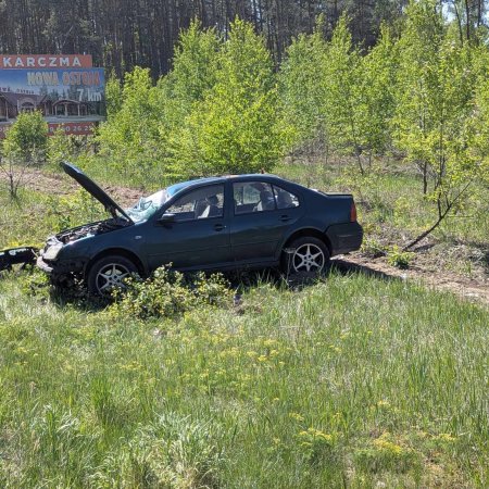 Wypadek na DK53 w miejscowości Łodziska – auto osobowe dachowało [ZDJĘCIA]